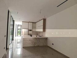 Henry Park (D10), Terrace #486669421